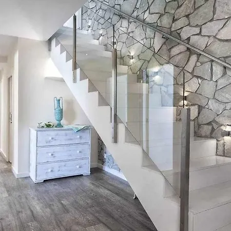 Lujo Con Piscina Climatizada,jacuzzi,playa Privada Villa