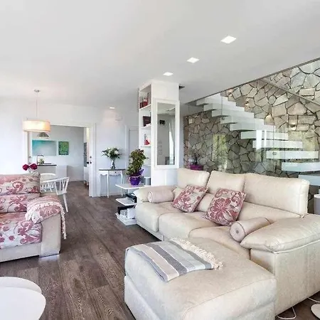 Villa Lujo Con Piscina Climatizada,jacuzzi,playa Privada Tossa de Mar