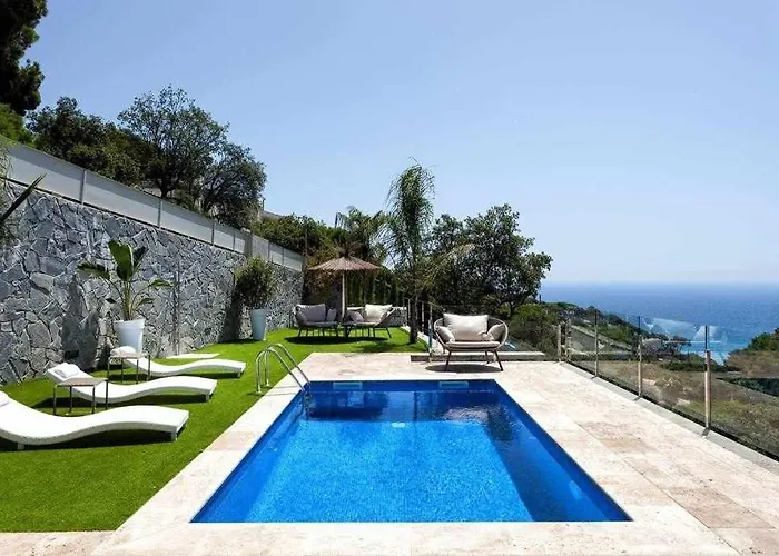 Lujo Con Piscina Climatizada,jacuzzi,playa Privada * Тосса-де-Мар