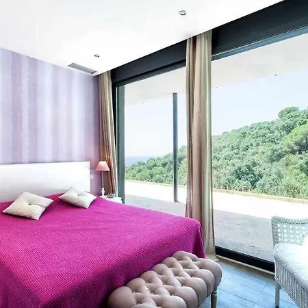 Willa Lujo Con Piscina Climatizada,jacuzzi,playa Privada