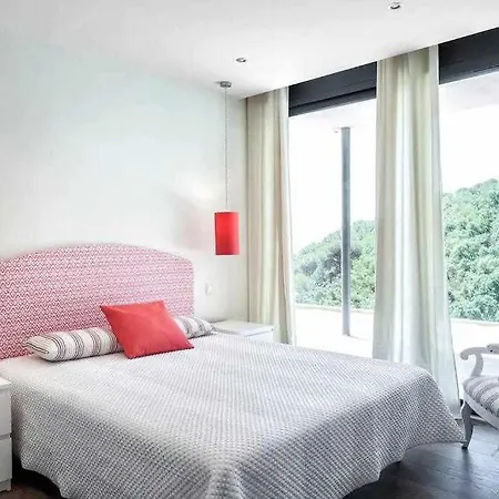 Willa Lujo Con Piscina Climatizada,jacuzzi,playa Privada