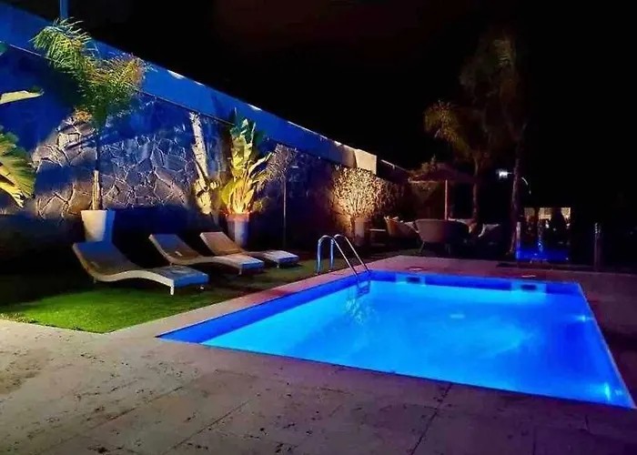 Lujo Con Piscina Climatizada,jacuzzi,playa Privada