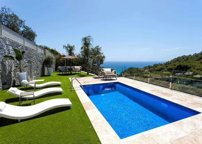 Lujo Con Piscina Climatizada,jacuzzi,playa Privada Βίλα Τόσα ντε Μαρ