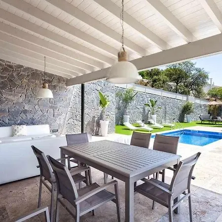 Lujo Con Piscina Climatizada,jacuzzi,playa Privada Тосса-де-Мар